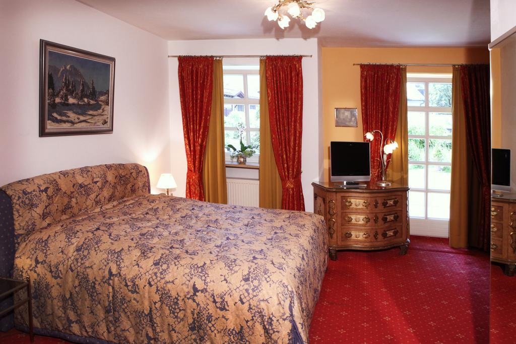 Hotel Edelweiss Garni Garmisch-Partenkirchen Room photo